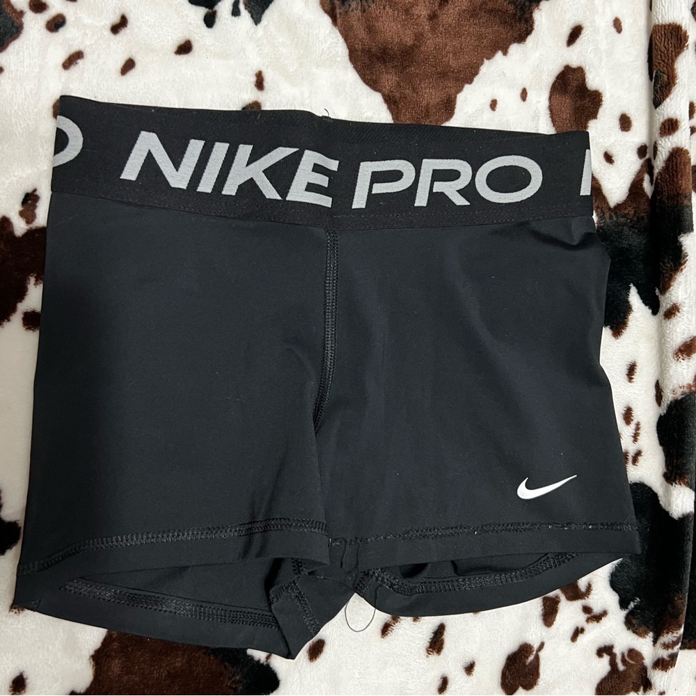 youth nike pro’s
